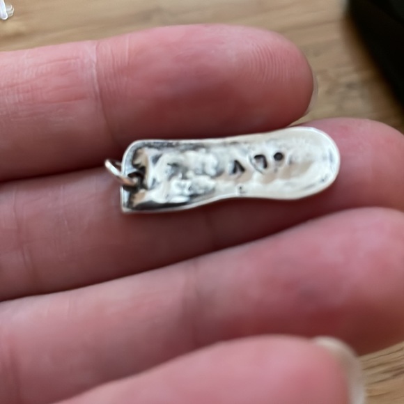 Fine silver LOVE pendant - Picture 3 of 3